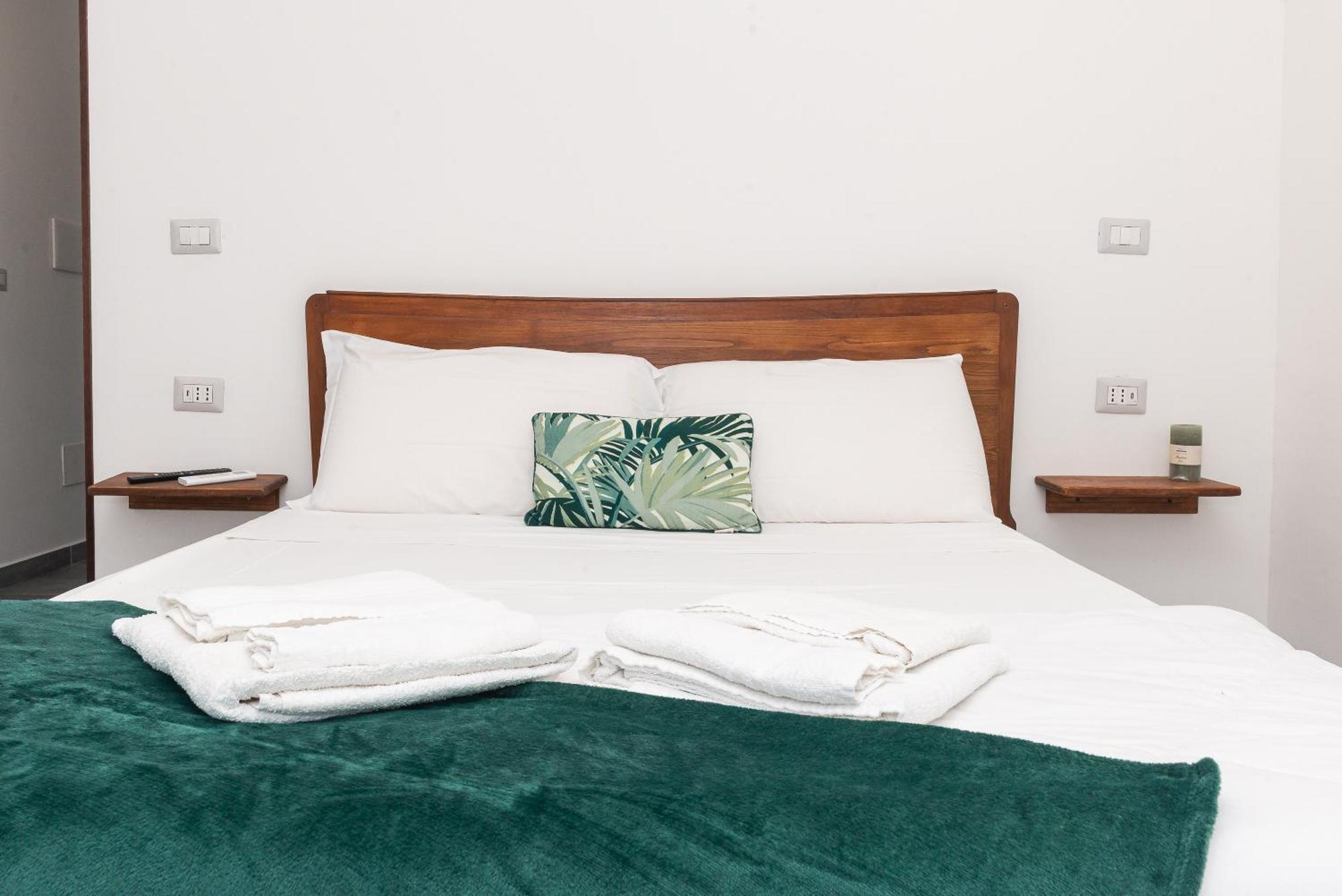Guest House - Affittacamere Green Apartment - By Faendho بورتو توريس المظهر الخارجي الصورة